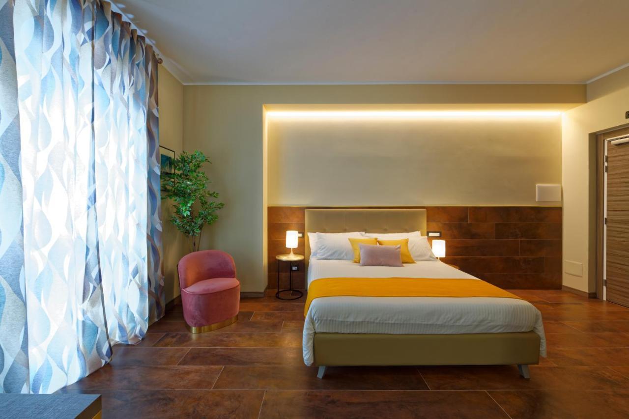 Hotel Red Ribbon Mailand Exterior foto